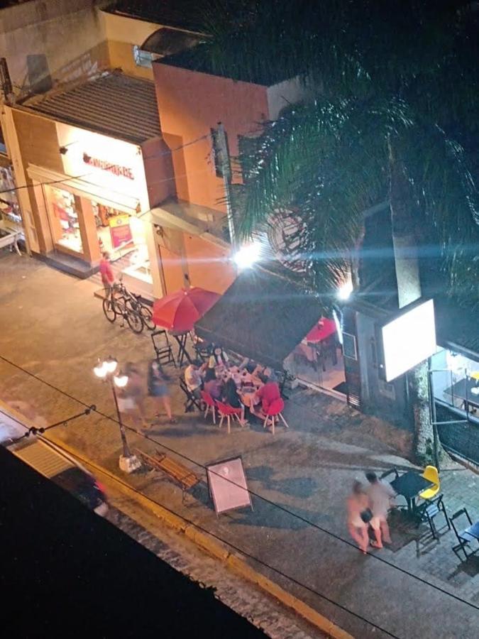 Agito E Sossego Na Rua Mais Charmosa De Ubatuba Pelo Google Exterior foto
